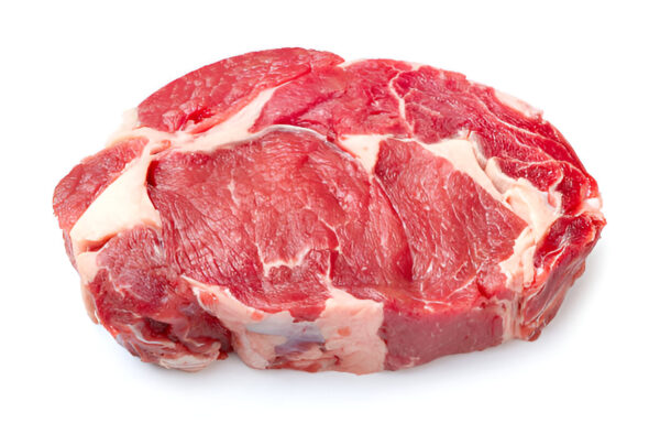 Épaule de chèvre découpée – 1kg prêt à cuire