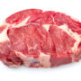 Épaule de chèvre découpée – 1kg prêt à cuire